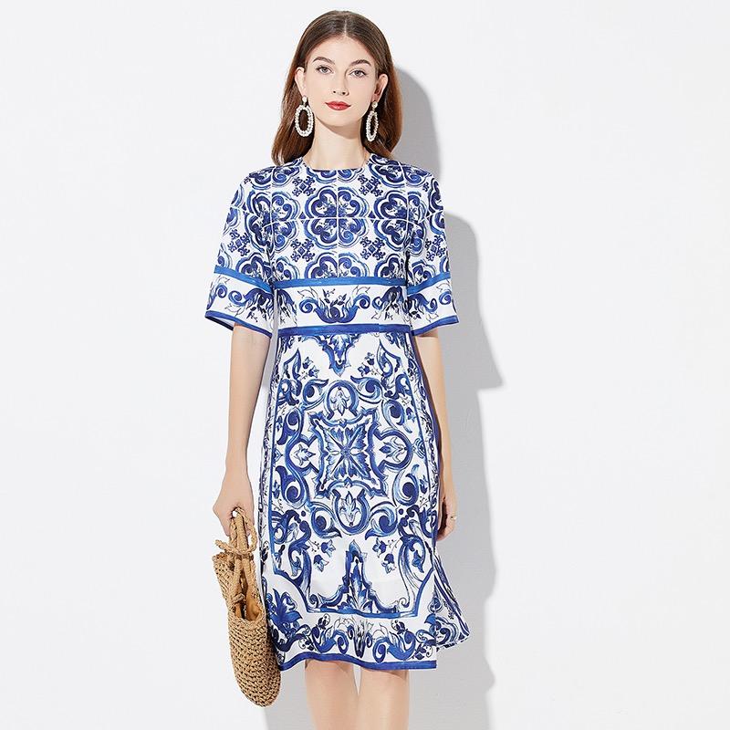 

Dresses Menahem Runway Summer Sicily Blue and White Porcelain Print Midi Dress Women Oneck Half Sleeve Side Split Clothing Vestidos