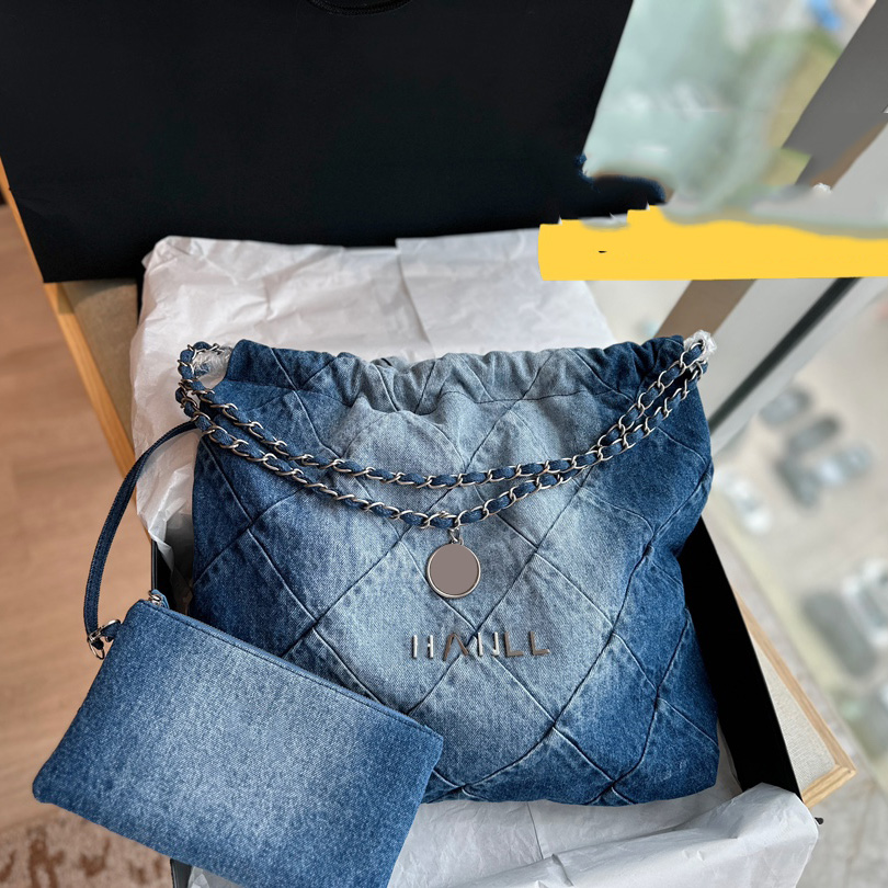 

Luxuy Designer Denim Cowboy Aged Gradient Blue 22 Shopping Bags With Coin Charm Wallet Pouch Silver Metal Hardware Matelasse Chain Crossbody Shoulder Handbag 36CM, Box