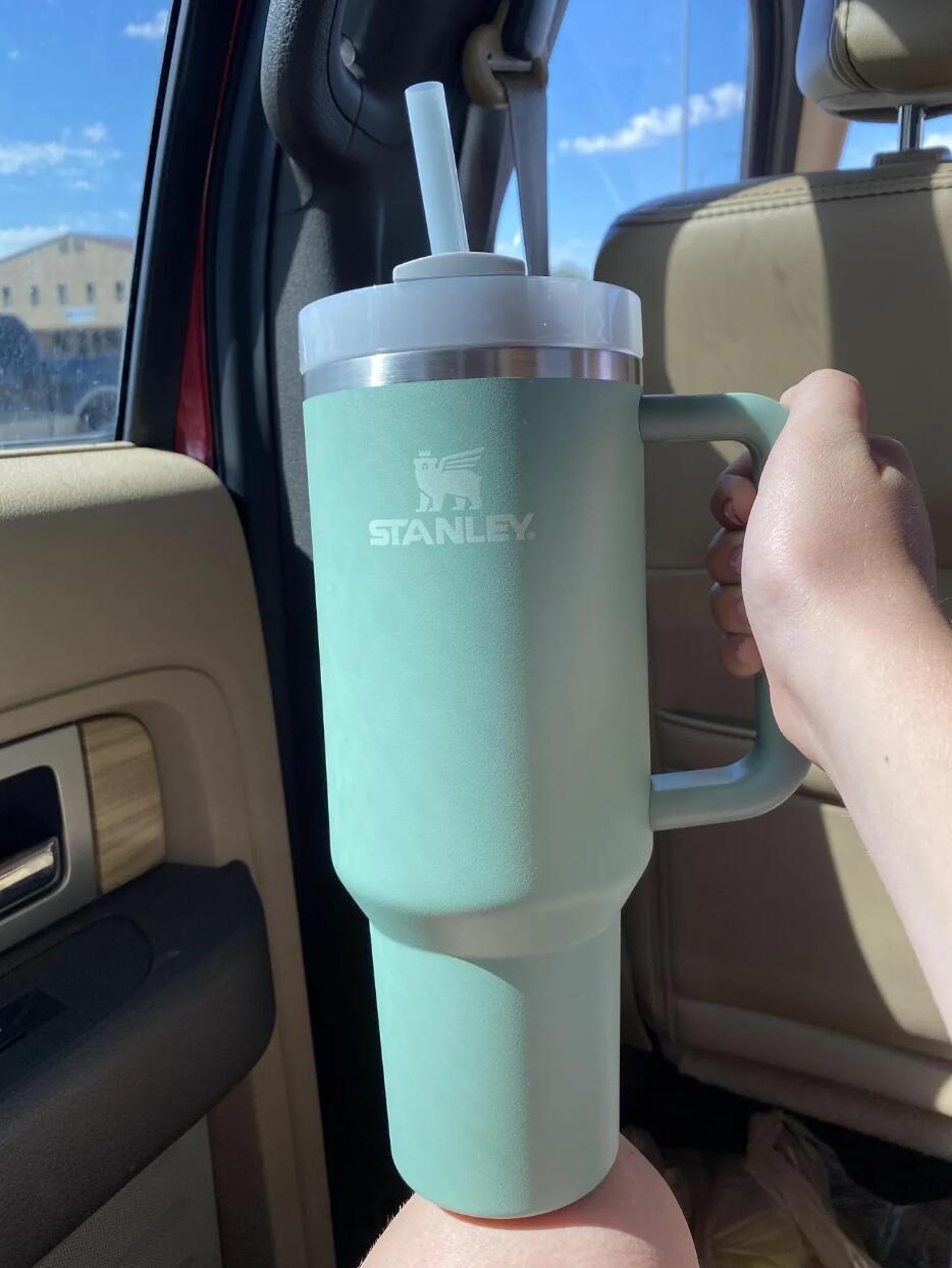 

Stanley H2.0 40oz Stainless Steel Tumbler with Handle Lid Straw Big Capacity Beer Mug Water Bottle Outdoor Camping Cup Vacuum Insulated Drinking Tumblers GJ0606, Multi-color