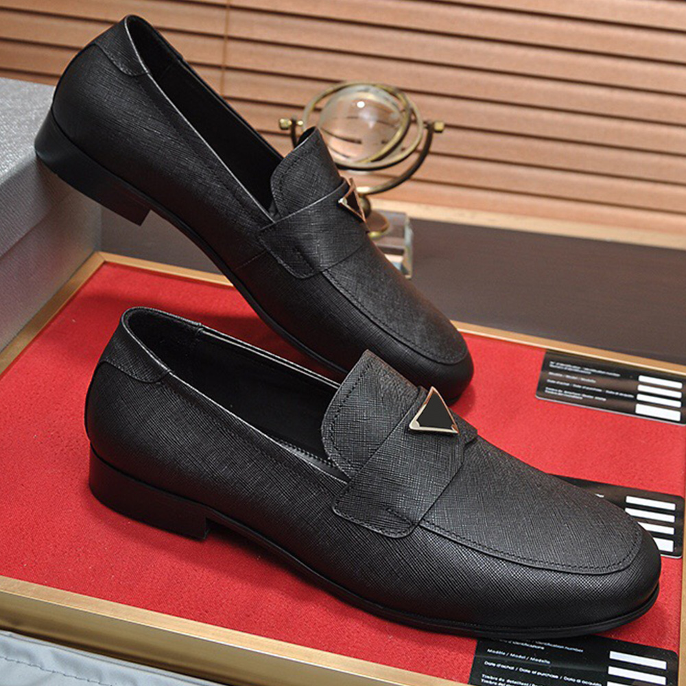 

New Designer Men DERBY SHOE Business Leisure Professional Formal Leather shoes Luxury Noble Fashion Party Christmas Star style loafers Shoes Size 38-46, Black