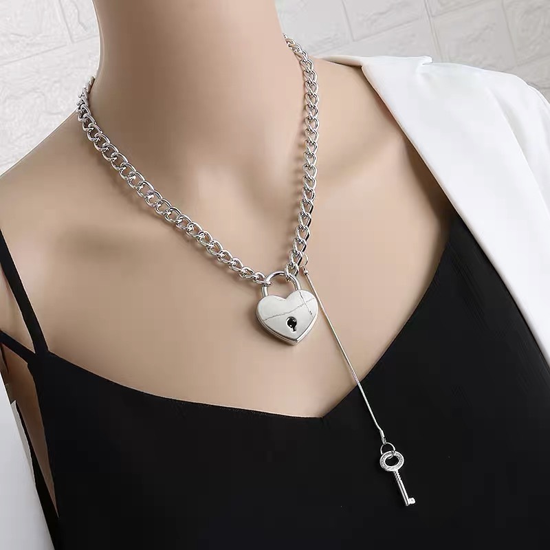 

Vintage love style B letter balencigaes Necklace 18K gold brand sweater necklace Glamour women's wedding party balencigaes jewelry accessories