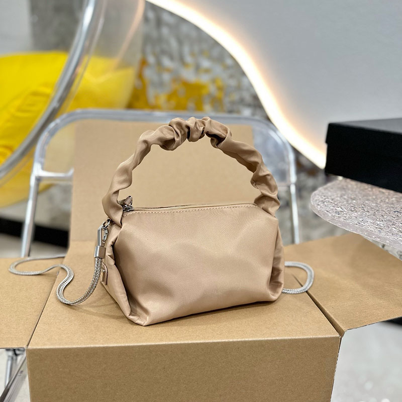 

Hot Tote 2023 Prad Designer Totes Evening Bags Handle New Cloud Woven 5 Colors Dumpling Triangle Mark Soft Nylon Clutch Metal Chain Hand Bag Size 20x11cm, 7#