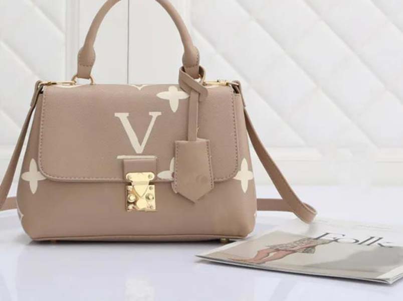 

Evening Bags S-lock flap Women Shoulder Crossbody Bag Leather Monograms Designer Handbags Lady Tote Purses Luxury Messenger Bags, White