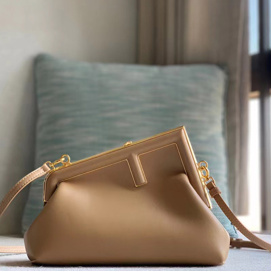 

Designer Shoulder HandBag Luxury Clutch Bag 26CM Genuine Leather Crossbody Bag High Imitation Tote Bag With Box ZF002