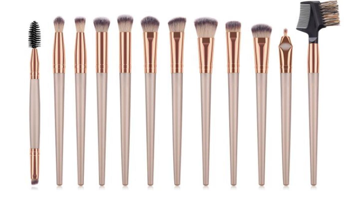

Beauty Tools 12pcs high quality makeup brushes set foundation brush set eye brush6167417