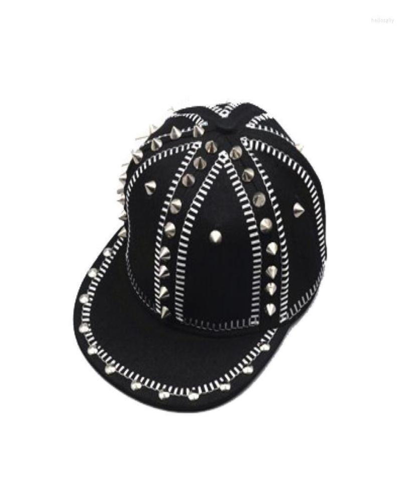 

Ball Caps 2022 Adult Hip Hop PUNK Rock Full Spike Studs Rivets Snapback Men Bboy Cool Flat Peaked Baseball Hats 5560cm7000278, Red