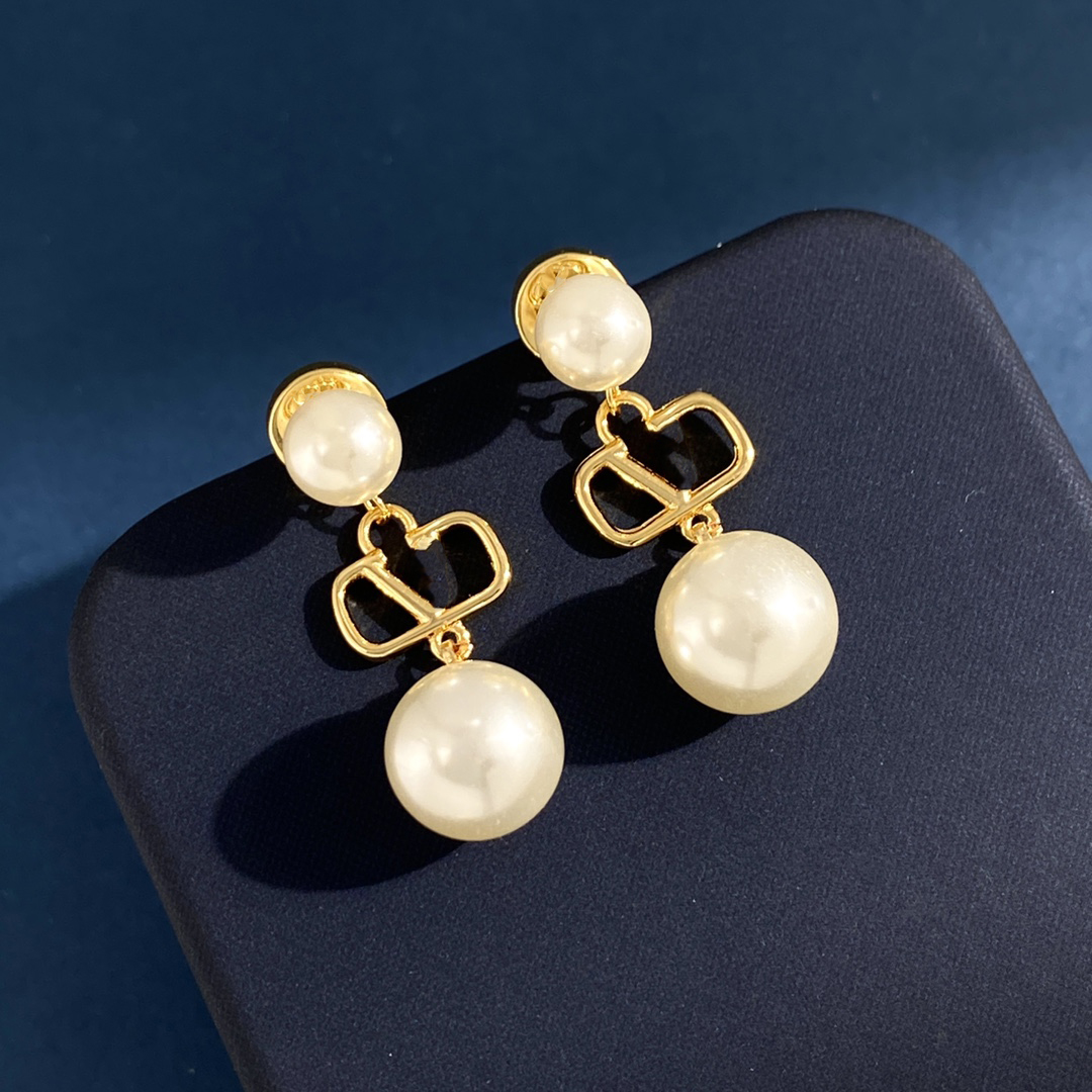 

Designer Earring Charm V Logo Brand Fashion Hoop Jewelry Stud Earing Women Luxury Metal Crystal Pearl Earring Jeweler Women's Gifts o2