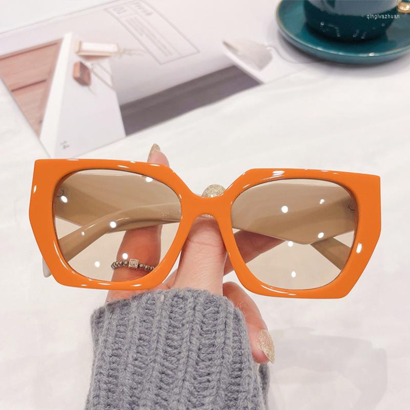 

Sunglasses Oversized Women Fashion Cateye Glasses Women/Men Personality Contrasting Trend Hip Hop Shades For