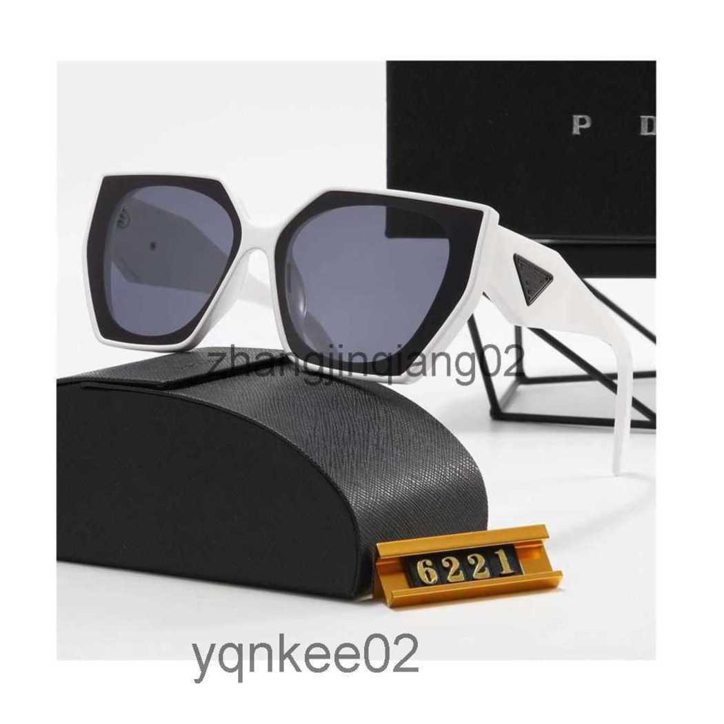 

Designer Prad Sunglasses Cycle Luxurious Fashion Sports Polarize Sunglass For Man Woman Vintage Baseball New Driving Beach Large Frame White Sun Glasses