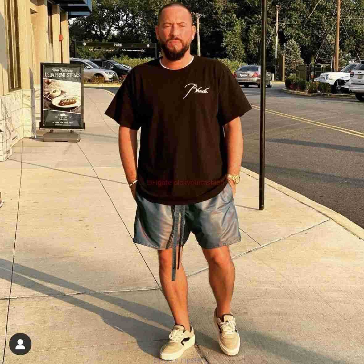 

Designer Fashion Clothing Tees Tshirt H392 Rhude 22ss Black White Solid High Street Scribble Letter Fashion Brand Mens Womens Short Sleeve Tshirt Cotton Streetwear, Black h392