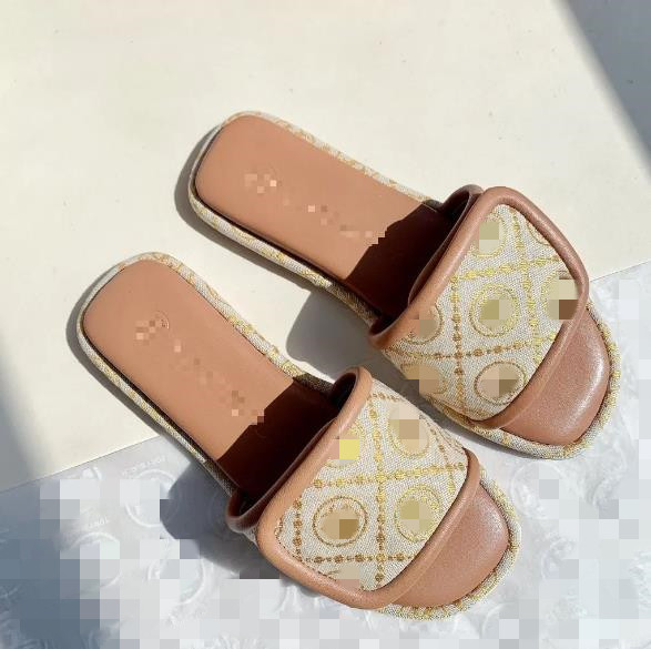 

Women's Slippers New Fashion out Non-Slip All-Matching Flat Soft Bottom Summer Sandals