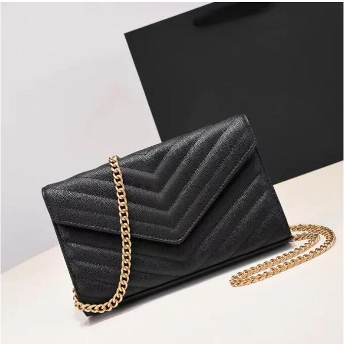 

New Retro Square Bag Simple Envelope Purse Fashion Chain Shoulder Bag Classic Wave Texture Crossbody Bags Travel Leisure Commuting Bags, White