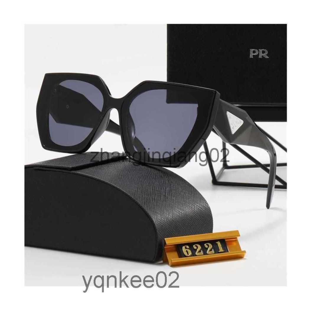 

Designer Prad Sunglasses Cycle Luxurious Fashion Sports Polarize Sunglass For Man Woman Vintage Baseball Driving Beach Large Frame Traveling Black Sun Glasses