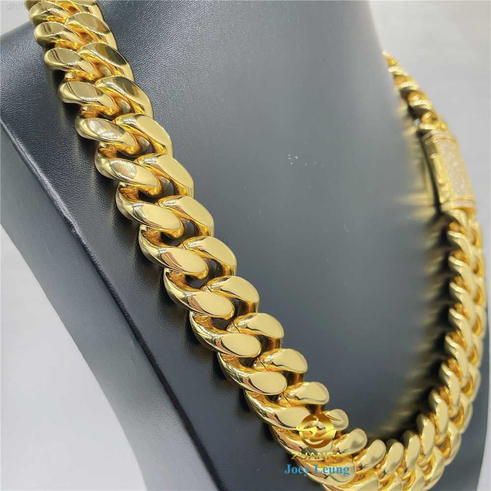 

Hip Hop Jewelry Stainless Steel Chain Vvs Moissanite Diamond Lock Cuban Link Chain Necklace