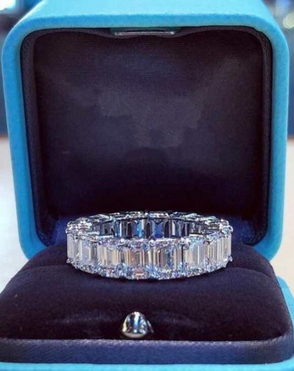 

Classical Choucong Wedding Rings Sparkling Luxury Jewery 925 Sterling Silver Fill Emerald 5A Cubic Zircon CZ Diamond Party Pink Women Eternity Engagement Band Ring
