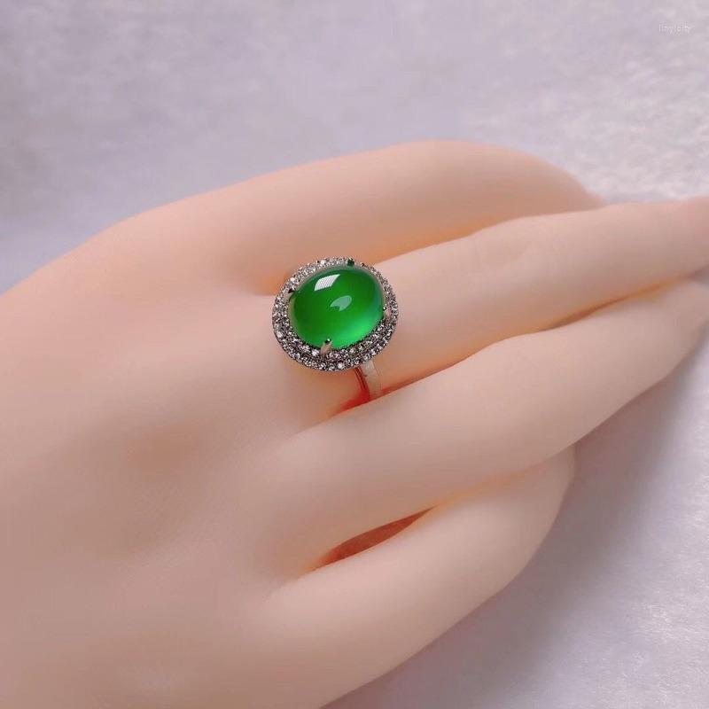 

Cluster Rings Natural Full Diamond Green Chalcedony Ring Chinese Jadeite Charm Jewelry Hand Carved Fashion Accessories For Women Men