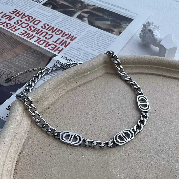 

Trendy Versatile Cuban Chain Hip Hop Niche Collarbone Chain Premium Sense 925 Silver Set with Moissanite Diamond Cuban Chain