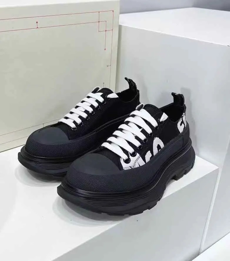 

Top Luxury Tread Slick Trainer Casual Shoes Women Men Low-top Canvas Leather Couple Sneakers Round Rubber Cap Toe Popular Platform Skateboard Walking EU35-44