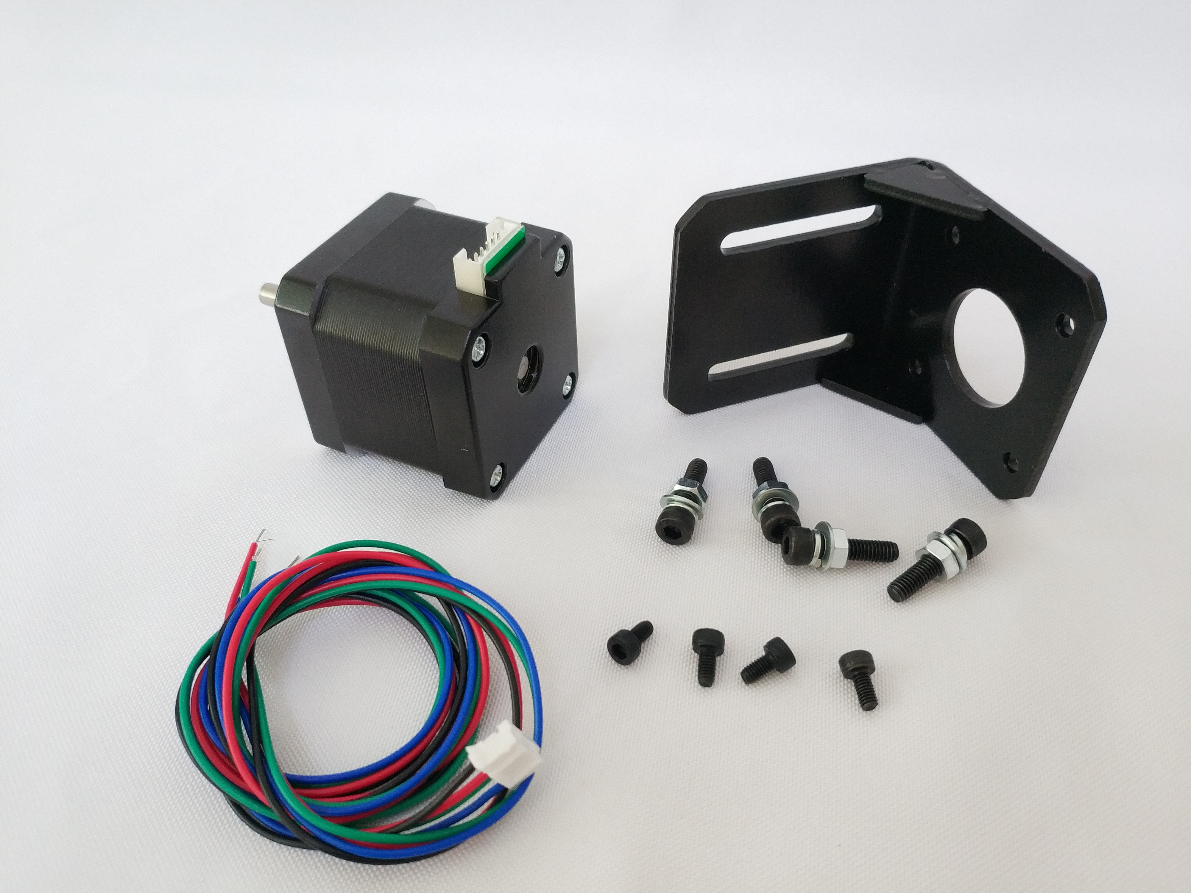 NEW ARRIVAL Nema17 Stepper motor 17HS15-1304S Plug Type with 1.8 degree 1.3 A Current 45 N.cm Torque 4 Wires with FREE BRACKET-image-463766174