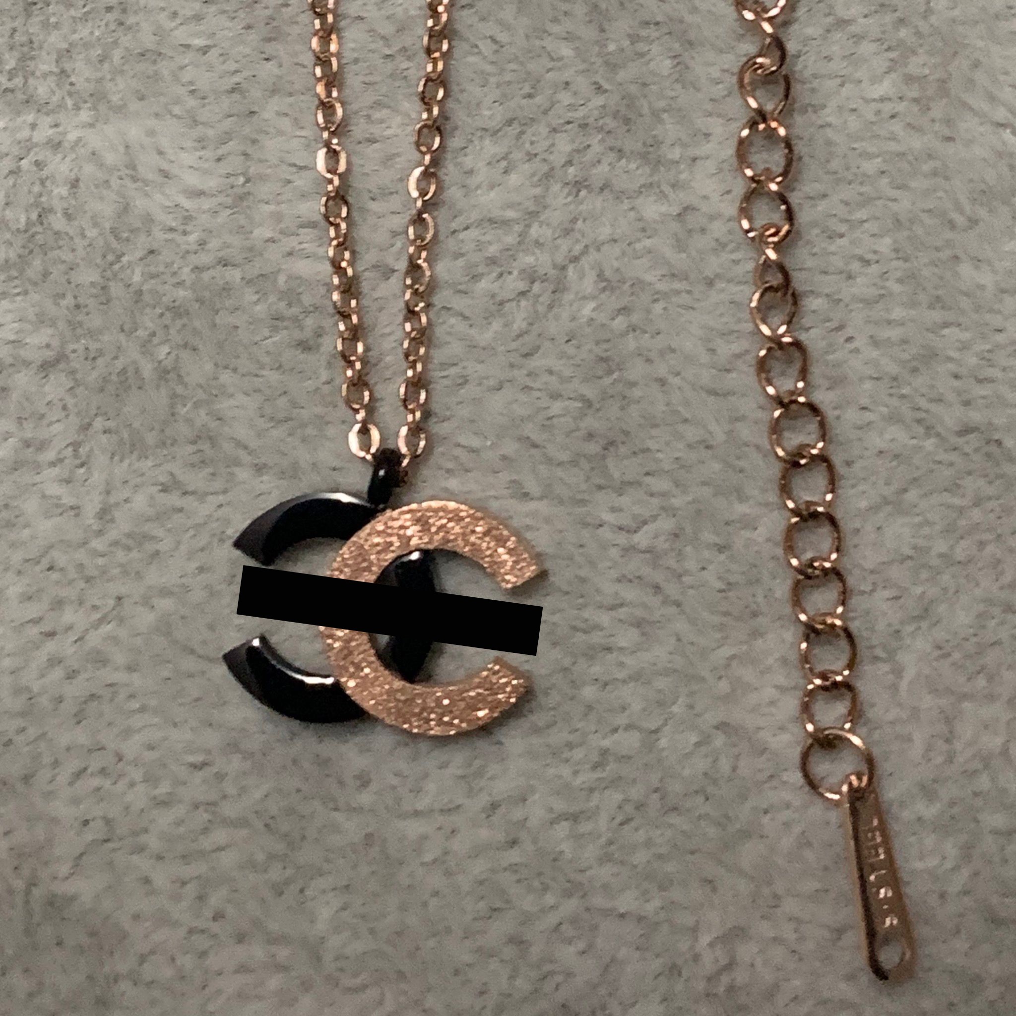 

Luxury designer letter pendant choker necklace elegant Love 18K gold silver rose black 316L stainless steel C logo engrave chain Fashion Jewelry Lady Party