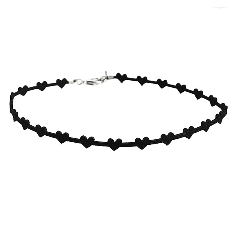 

Pendant Necklaces Short Heart Design Creative Clavicle Chain Fashionable Choker For Woman Girl Lady