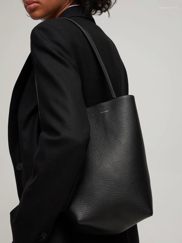 

Evening Bags Classic Tote 2023 Spring The Row N/S Park Medium Size Cowhide, Cream lychee grain