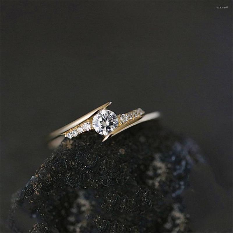 

With Side Stones Loredana Luxury Jewelry Brand White Zircon Copper Ring A Unique Single-row Style Is Suitable For Women Wedding Engagement