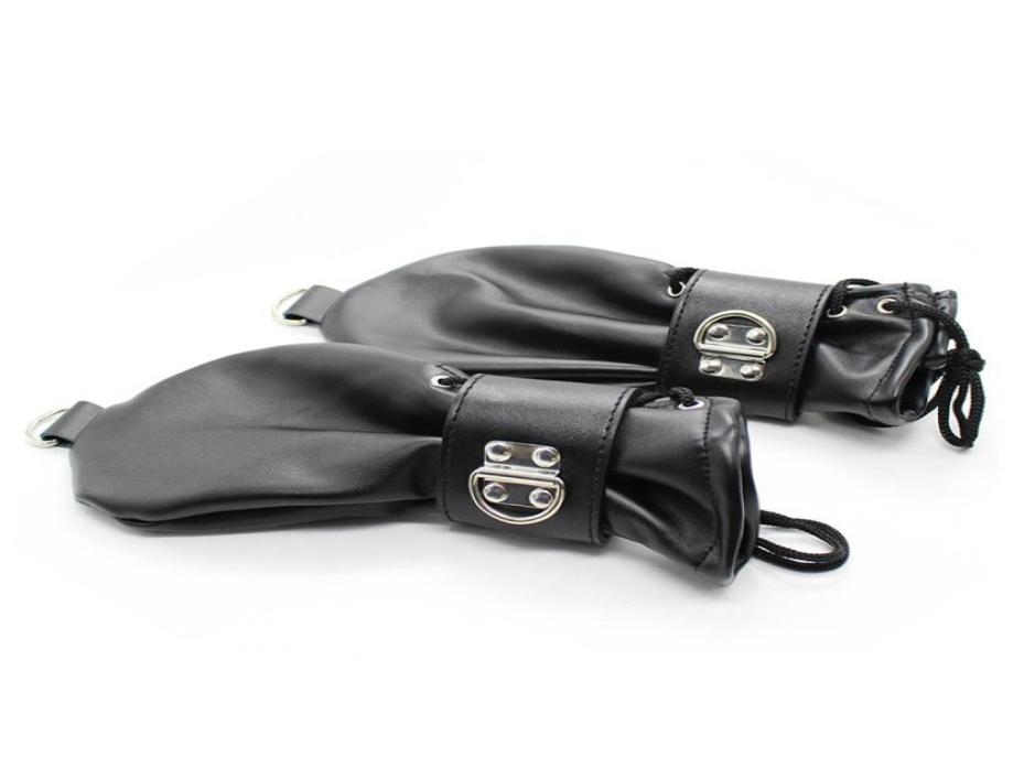

FashionSoft Leather Fist Mitts Gloves with Locks and D Rings Hand Restraint Mitten Pet Role Play Fetish Costume8108271