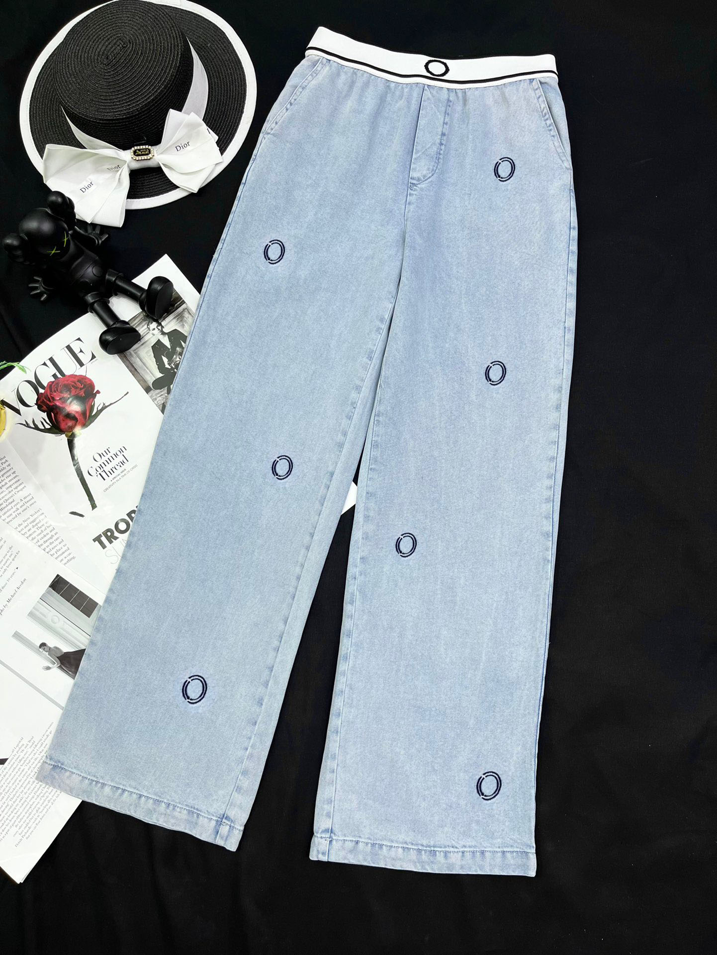 

2023 Women's Embroidery Jeans Street Wear Elasticity Waist Wide Leg Pants Women Straight Washed Light Blue Denim Pants