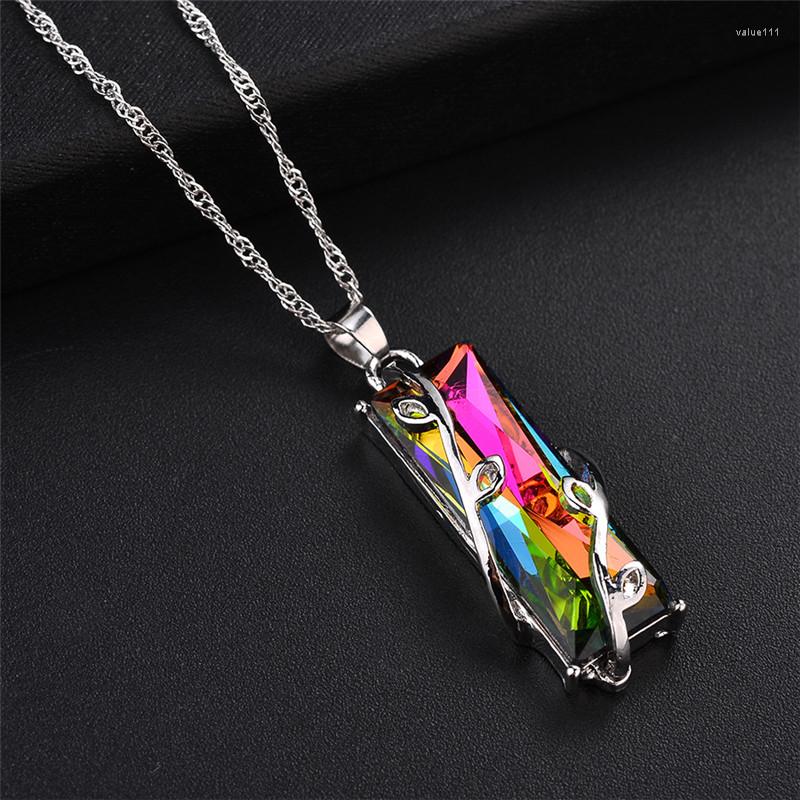 

Pendant Necklaces Rainbow Stone Tree Of Life Necklace For Women Men Long Chain Crystal Glass Leaves Square Couples Jewelry Gift