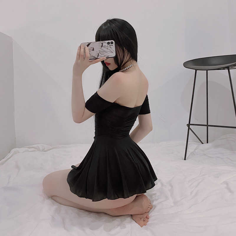 

NXY Sexy Set NEW 2022 Schoolgirl Cosplay Lingerie Women See Through Super Mini Skirts Costume Ice Silk Pleated Skirt Uniform HOT 230426, Black dress
