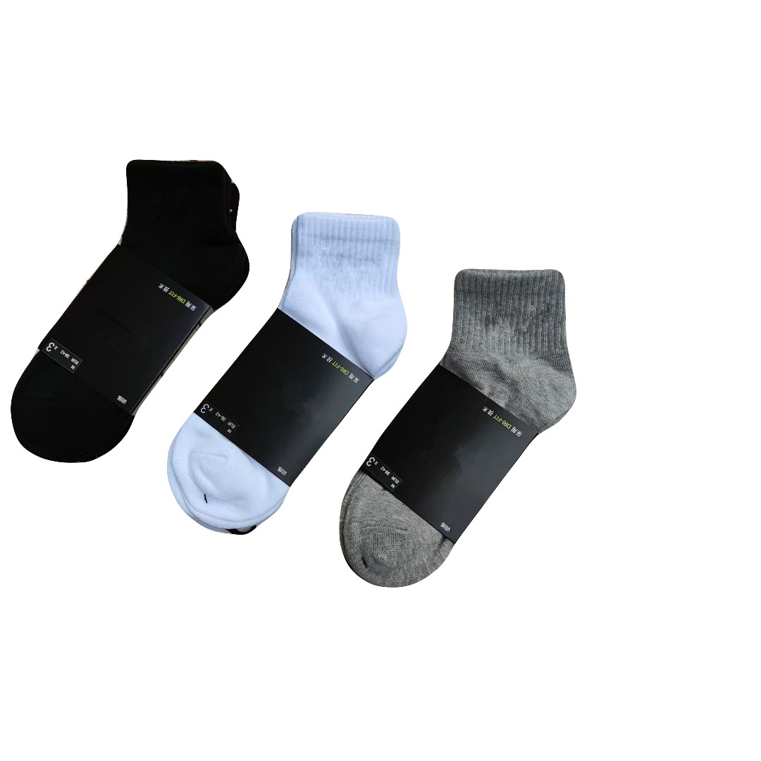 

Ankle Socks Men's Medium Socks Geometric Pattern Cotton Soft Fashion Sports Leisure Suitable for Spring and Autumn Season with black white gray colors