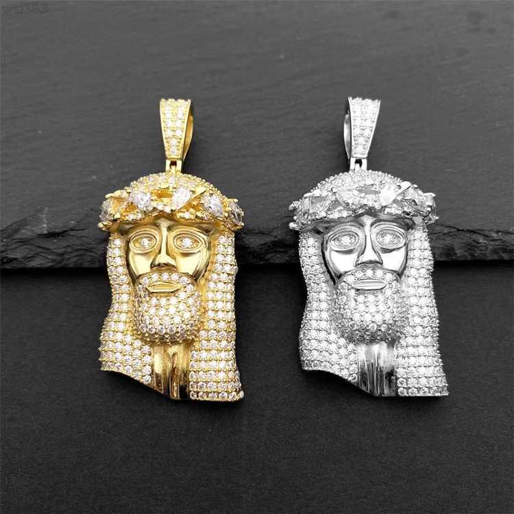 

Pear Custom Iced Out Hip Hop S925 Plated Gold Jewelry Face Head Vvs Diamond Mossinate Piece 925 Sterling Silver Jesus Pendant