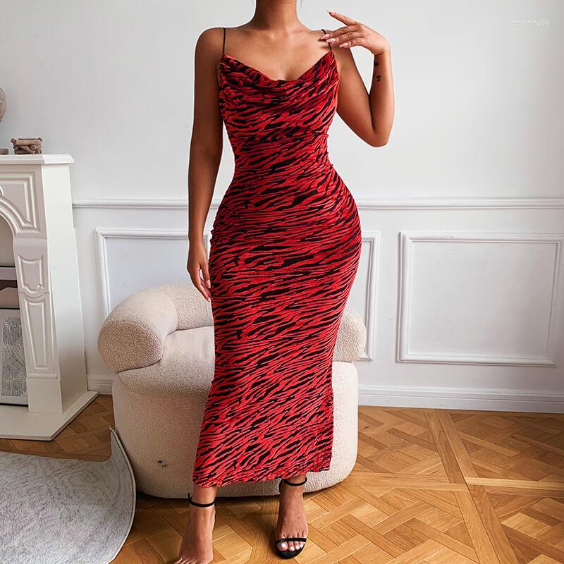 

Casual Dresses 2023 Women Sexy V Neck Female Velvet Jacquard Dress Spaghetti Strap Wedding Party Backless, Black