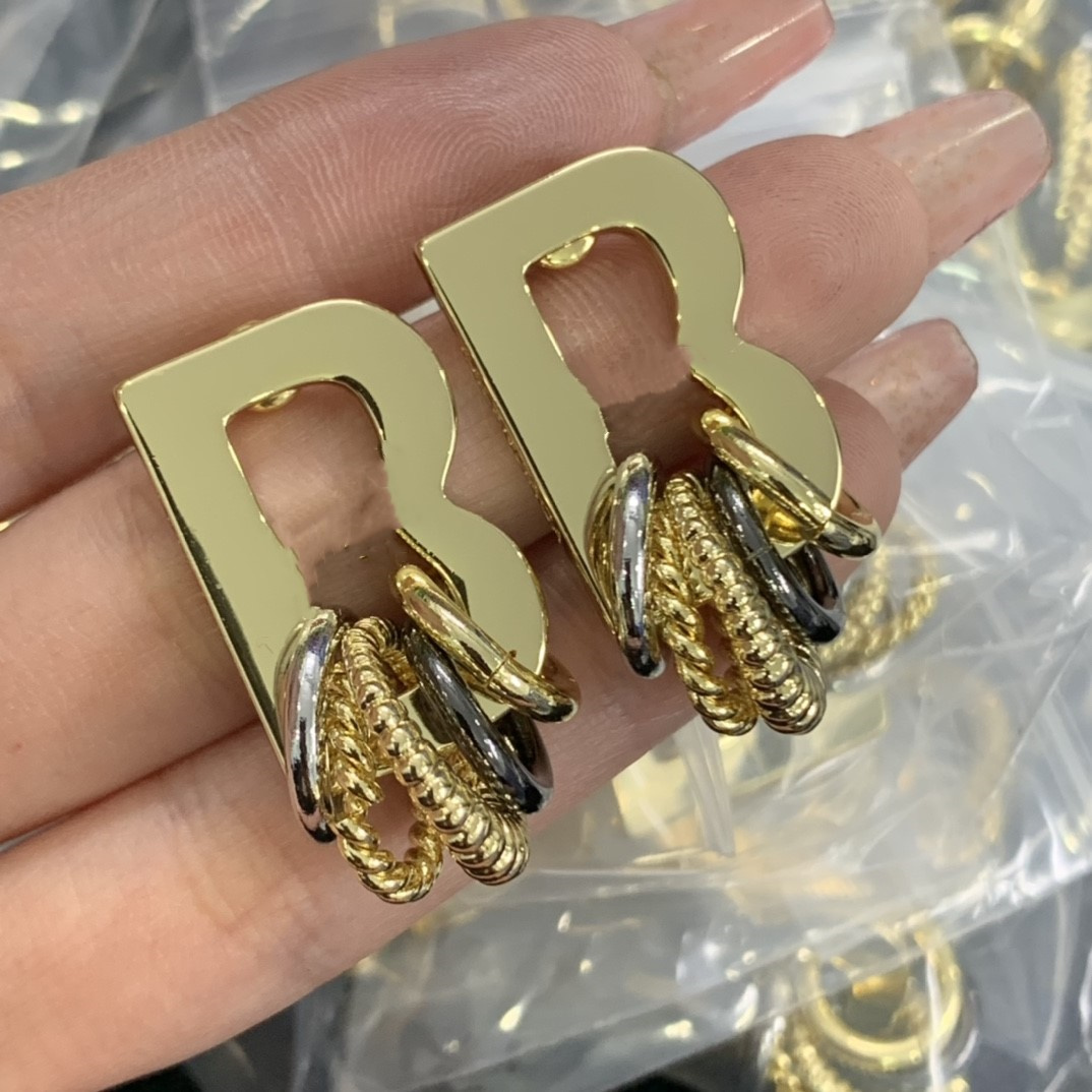

Fashion stud earrings Europe America Wild B earring Party Wedding Balencaigasity Lovers gift engagement luxury designer jewelry kb1e
