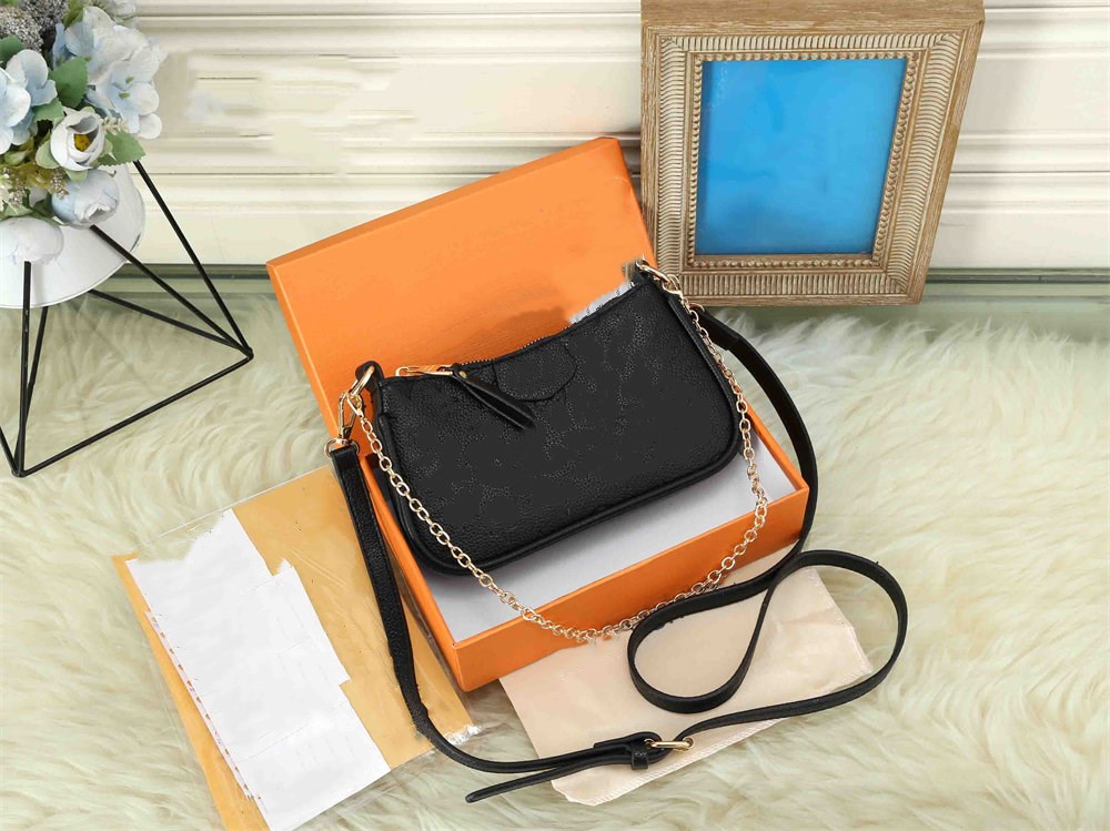

Evening Bags Easy Pouch Leather Shoulder Bag Crossbody Embossed Flower Chain Handbag Mini Bags M81066 M80349