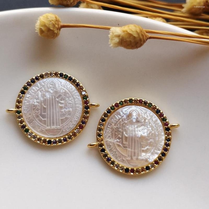 

Pendant Necklaces 20pcs/lot 18mm Natural San Benito Mother Of Pearl Shell Jesus For Bracelet