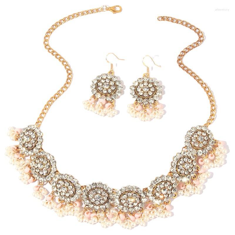 

Necklace Earrings Set Bohemian Ladies Floral Rhinestone With Pearl Drop Earring Party Banquet Jewelry, Picture shown