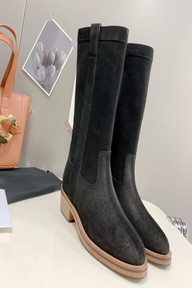 

The upper latest womens boots in autumn and winter 2021 is made of custom cowhide leather with a large base size 35408226423, Black