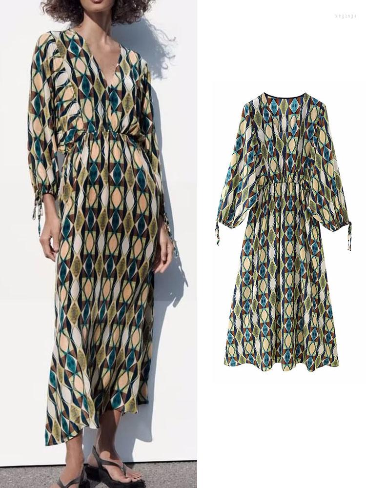 

Casual Dresses Summer Women Geometric Printed Long 2023 Elegant V-neck Beach Style Dress A-line Sleeve Mid-Calf Vestidos, Black