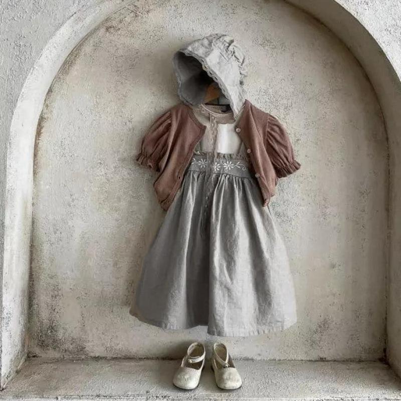 

Girl Dresses Baby Fashion Thin Princess Dress 2023 Summer Sweet Soft Embroidery Cotton Flower Loose Boutique Halter, White