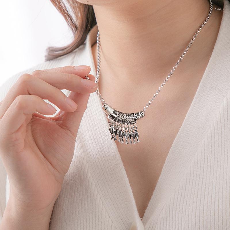 

Pendant Necklaces Exquisite Fish For Women Female Tibetan Silver Color Choker Clavicle Chain Vintage Party Gift