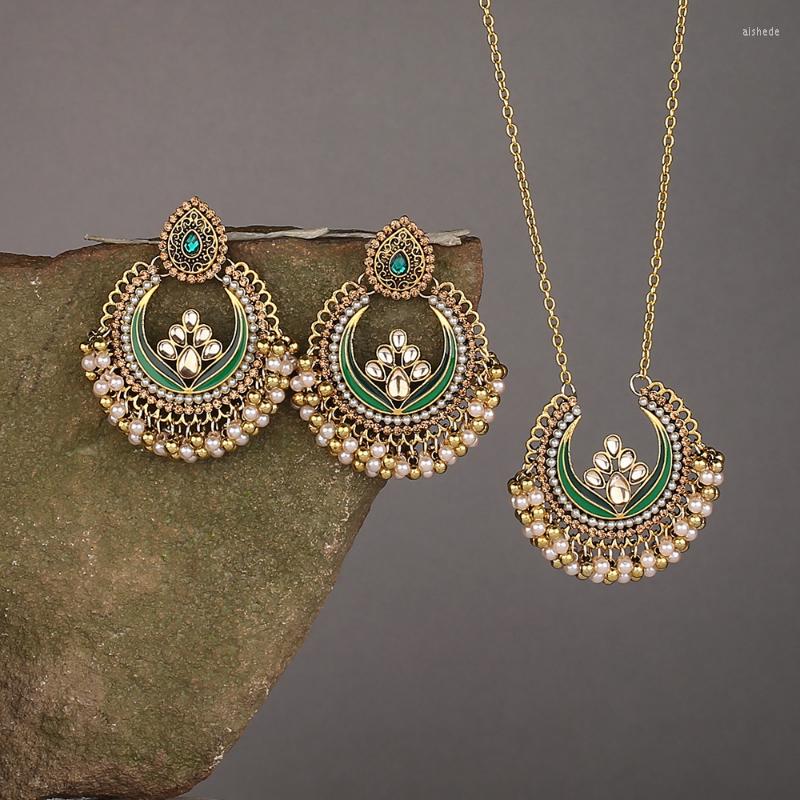 

Necklace Earrings Set Ethnic Jewelry Necklace/Earrings For Women African Bijoux Vintage Gold Color Flower Wedding Jhumka, Picture shown