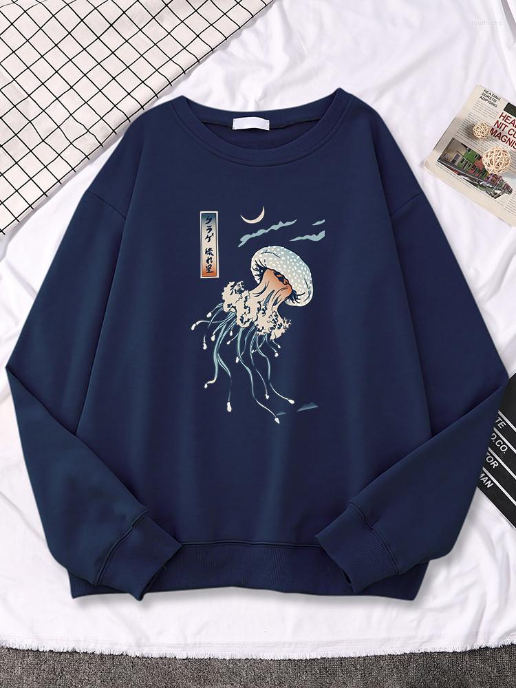 

Women' Hoodies Ukiyo-E Style Swimming Colorful Jellyfish Print Womens Hoodie Oversize O-Neck Clothing Fashion Casual Tops Fleece Woman, Beige