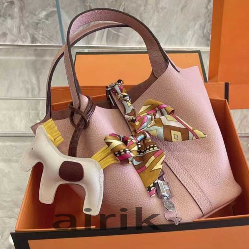 

New womens Basket Bags Picotin Lock Female Genuine Leather 2023 first layer Cowhide Handbag Large Capacity Bucket fashion Brand womens Tote bags Luxury