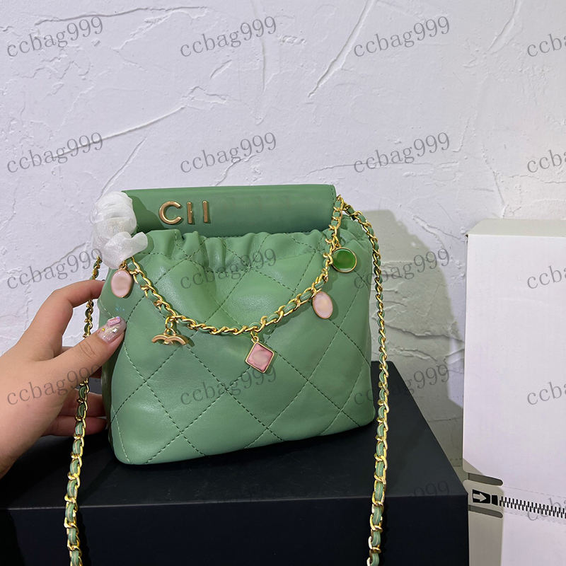 

22 Womens Handbag Mini Shoulder Bag Cc Garbage Bag Leather Small Pendant Chain Handbag Crossbody Bag Gold Hardware Metal Buckle Makeup Box Luxury Designer 18x16cm