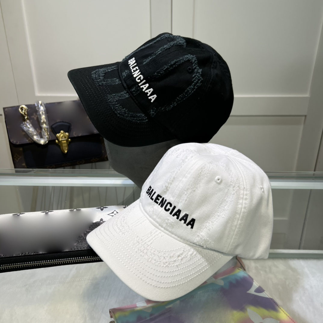 

Women's Summer Leisure Designer Ball cap Couple Outdoor Vacation Travel Letter Embroidery Water Wash Worn Out Style Black and White casquette