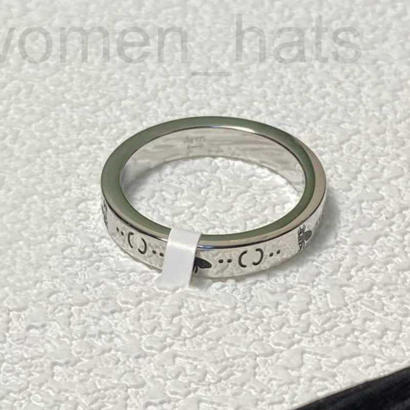

Wedding Rings designer Classic Designer Band Fashion HollOut Spiral Diamond Ring SilverPlated Jewelry Accessories Couple Gift 6HJL