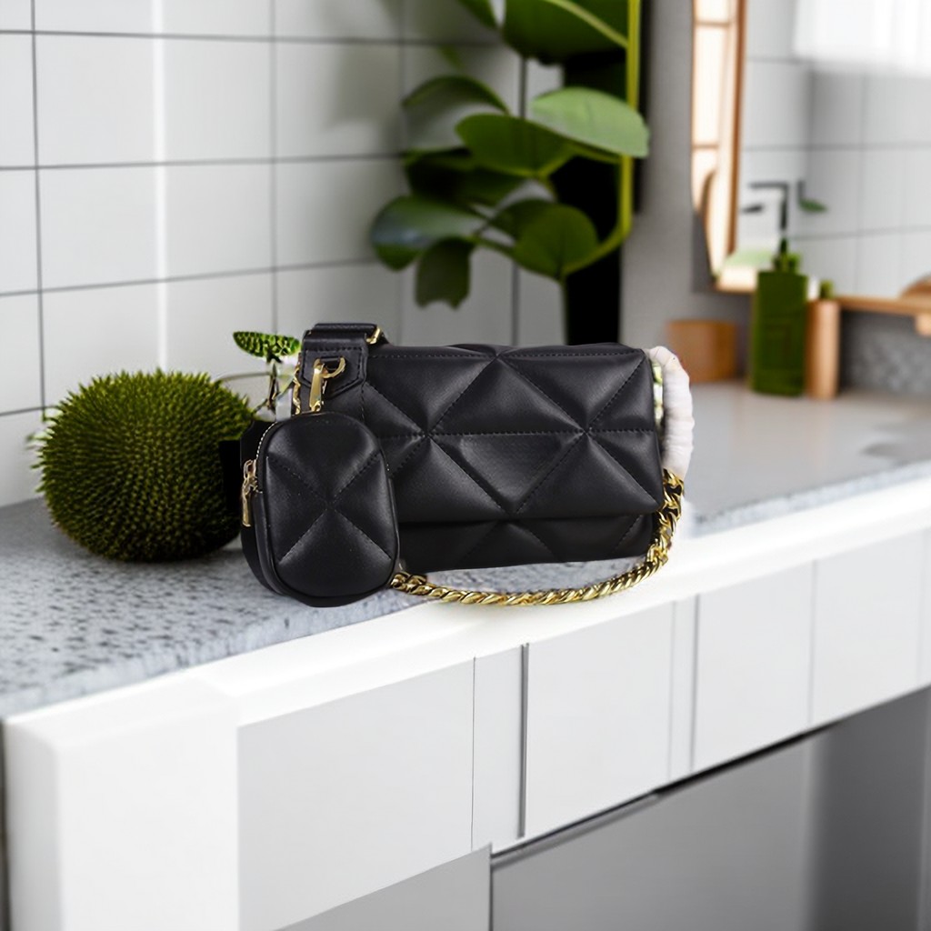 

New ling's medieval series his messenger bag as one of the first get to experience, Pink