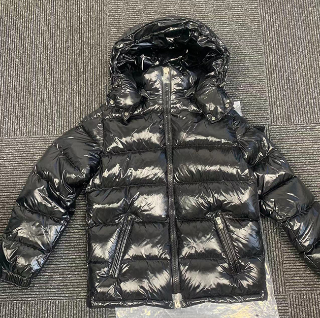 2023 High Quality Designer Men Down Jackets Couple Classic Style Maya Black Short Warm Coats-image-874451488